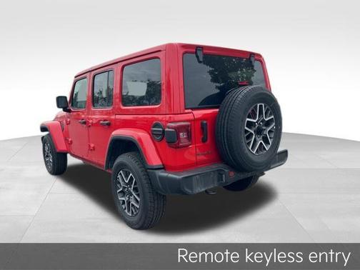 Firecracker Red Clearcoat 2025 Jeep Wrangler Sahara