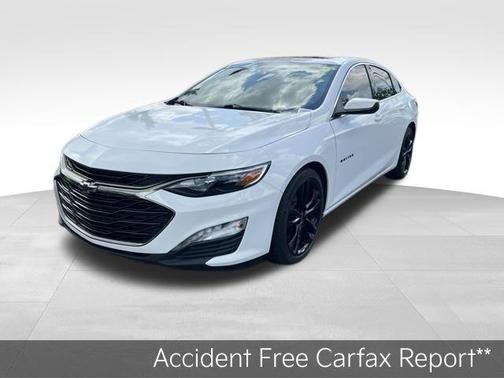 Summit White 2022 Chevrolet Malibu LT
