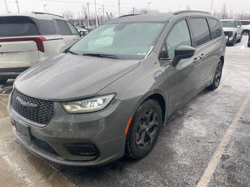 2021 Chrysler Pacifica Hybrid Touring L