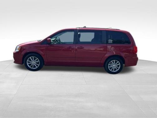 Red Line 2015 Dodge Grand Caravan SXT