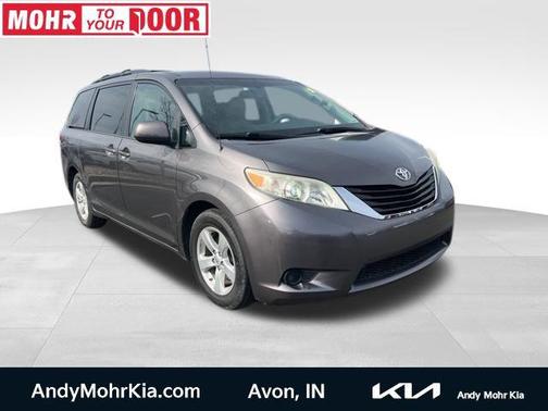 2014 Toyota Sienna LE