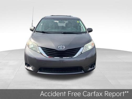 2014 Toyota Sienna LE