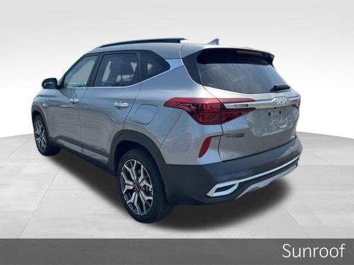 Steel Gray 2023 Kia Seltos SX