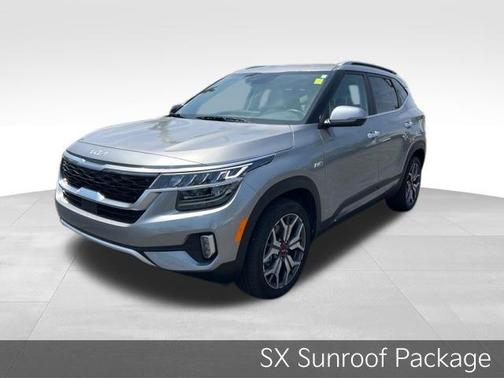 Steel Gray 2023 Kia Seltos SX