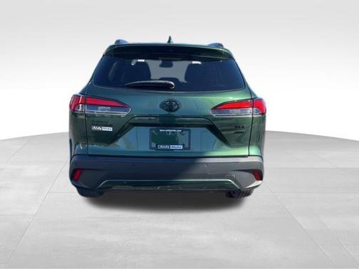 2022 Toyota Corolla Cross XLE