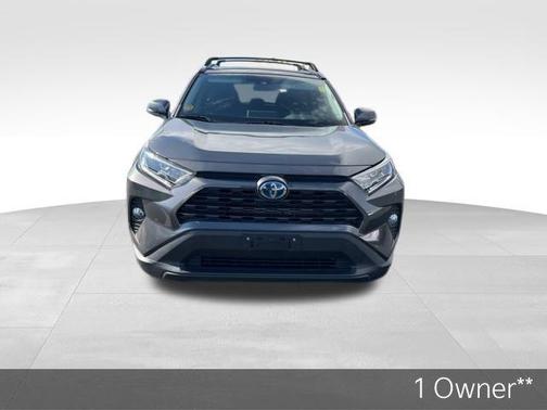 2020 Toyota RAV4 Hybrid XLE