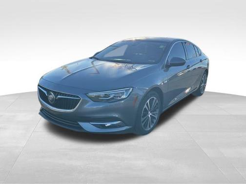 2020 Buick Regal Sportback Essence