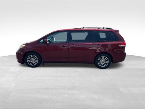 2012 Toyota Sienna Base