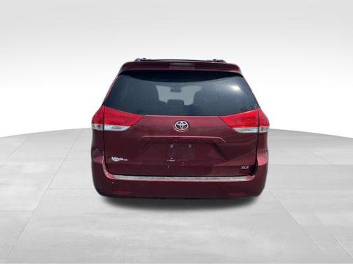 2012 Toyota Sienna Base
