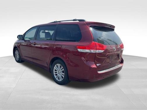 2012 Toyota Sienna Base