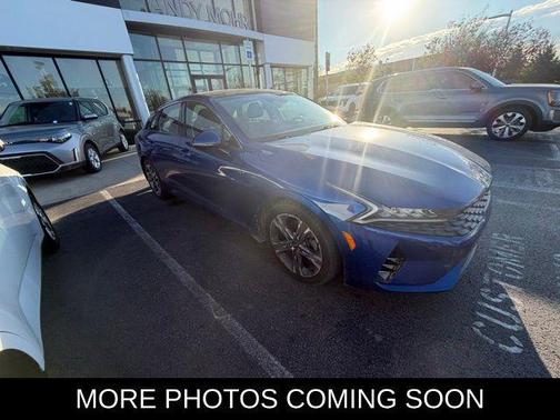 2022 Kia K5 EX