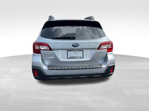 2019 Subaru Outback 2.5i