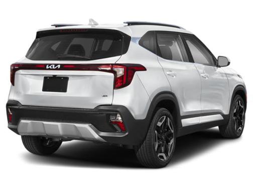 Snow White Pearl 2024 Kia Seltos SX