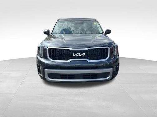 2023 Kia Telluride LX