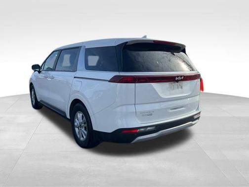 2023 Kia Carnival LX