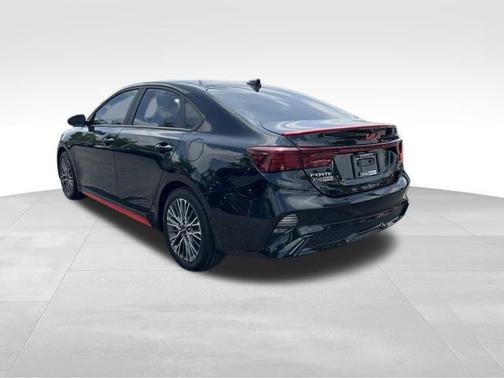 Aurora Black 2022 Kia Forte GT-Line