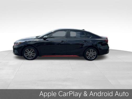 Aurora Black 2022 Kia Forte GT-Line