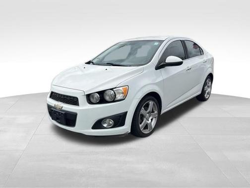 Summit White 2013 Chevrolet Sonic LTZ
