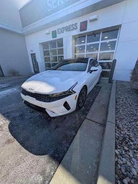 Glacial White Pearl 2023 Kia K5 EX