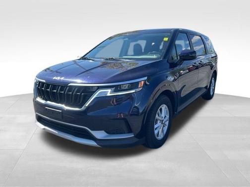 2023 Kia Carnival LX