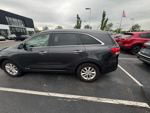 Platinum Graphite 2017 Kia Sorento LX