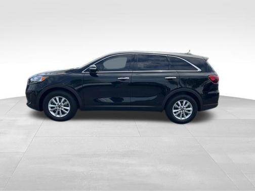 Ebony Black 2019 Kia Sorento LX