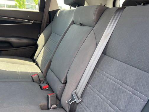 Ebony Black 2019 Kia Sorento LX