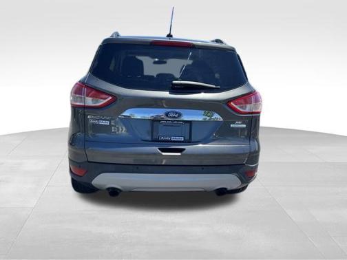 Magnetic 2015 Ford Escape SE