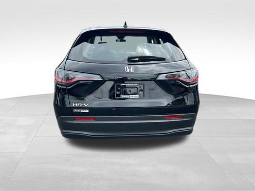 Black 2024 Honda HR-V LX