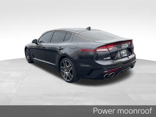 2022 Kia Stinger GT1