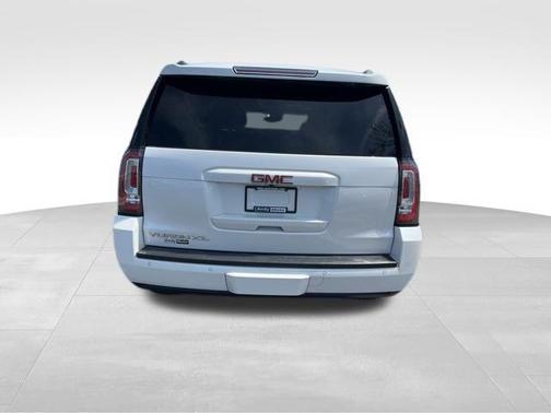 2017 GMC Yukon XL SLT