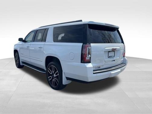 2017 GMC Yukon XL SLT