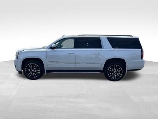 2017 GMC Yukon XL SLT