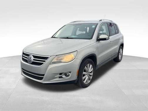 2011 Volkswagen Tiguan SE