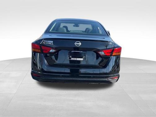 2023 Nissan Altima 2.5 S