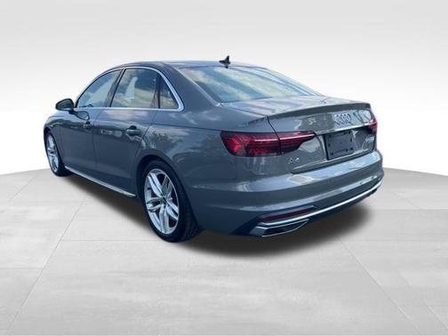 2023 Audi A4 45 S line Premium Plus