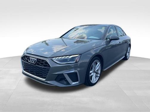 2023 Audi A4 45 S line Premium Plus
