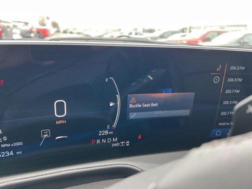 2024 Cadillac XT4 Premium Luxury