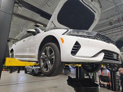 Wolf Gray 2022 Kia K5 GT-Line