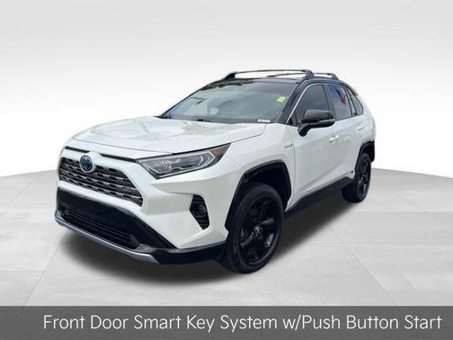 2020 Toyota RAV4 Hybrid SE