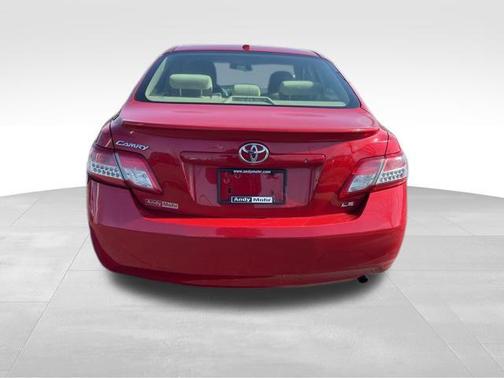 2010 Toyota Camry LE