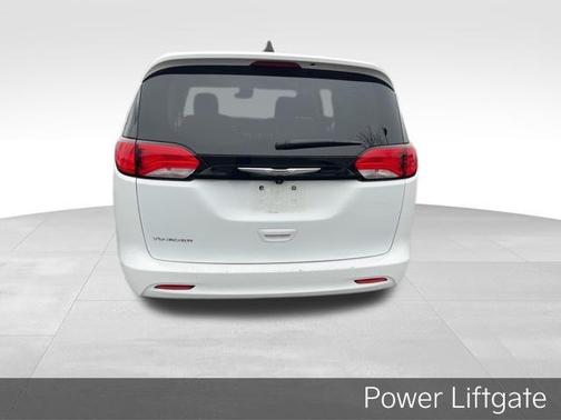 2025 Chrysler Pacifica L