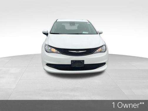 2025 Chrysler Pacifica L