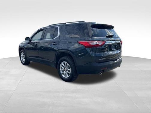 2021 Chevrolet Traverse LT