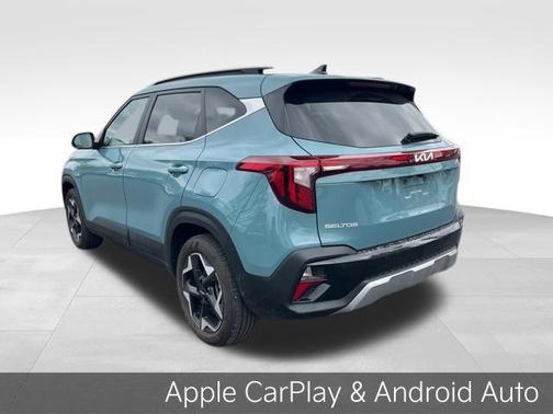 Green 2025 Kia Seltos EX