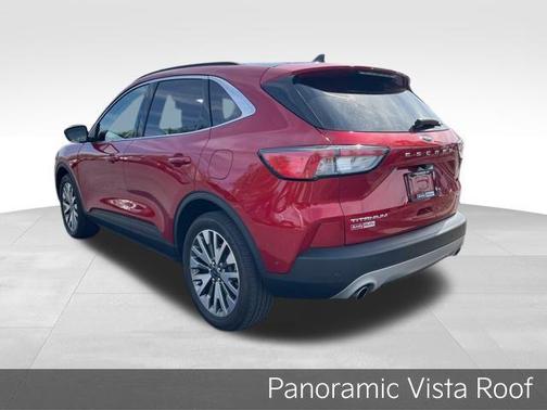 2020 Ford Escape Titanium