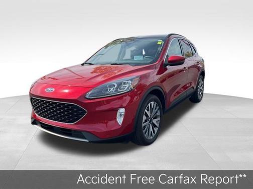 2020 Ford Escape Titanium