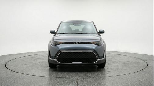 Gravity Gray 2025 Kia Soul LX