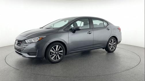 Gun Metallic 2025 Nissan Versa 1.6 SV