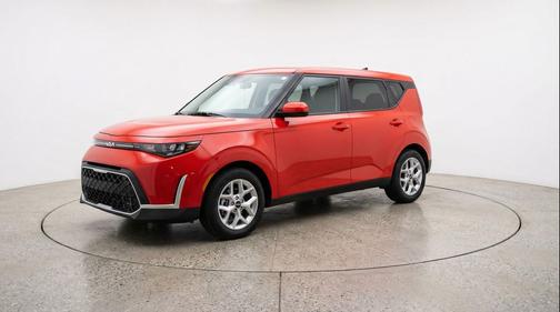 Inferno Red 2025 Kia Soul LX